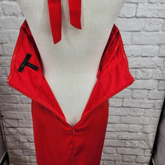 BCBGMAXAZRIA Milania Chain Link Red Berry Halter Maxi Dress Size 4 NWOT - Picture 7 of 15